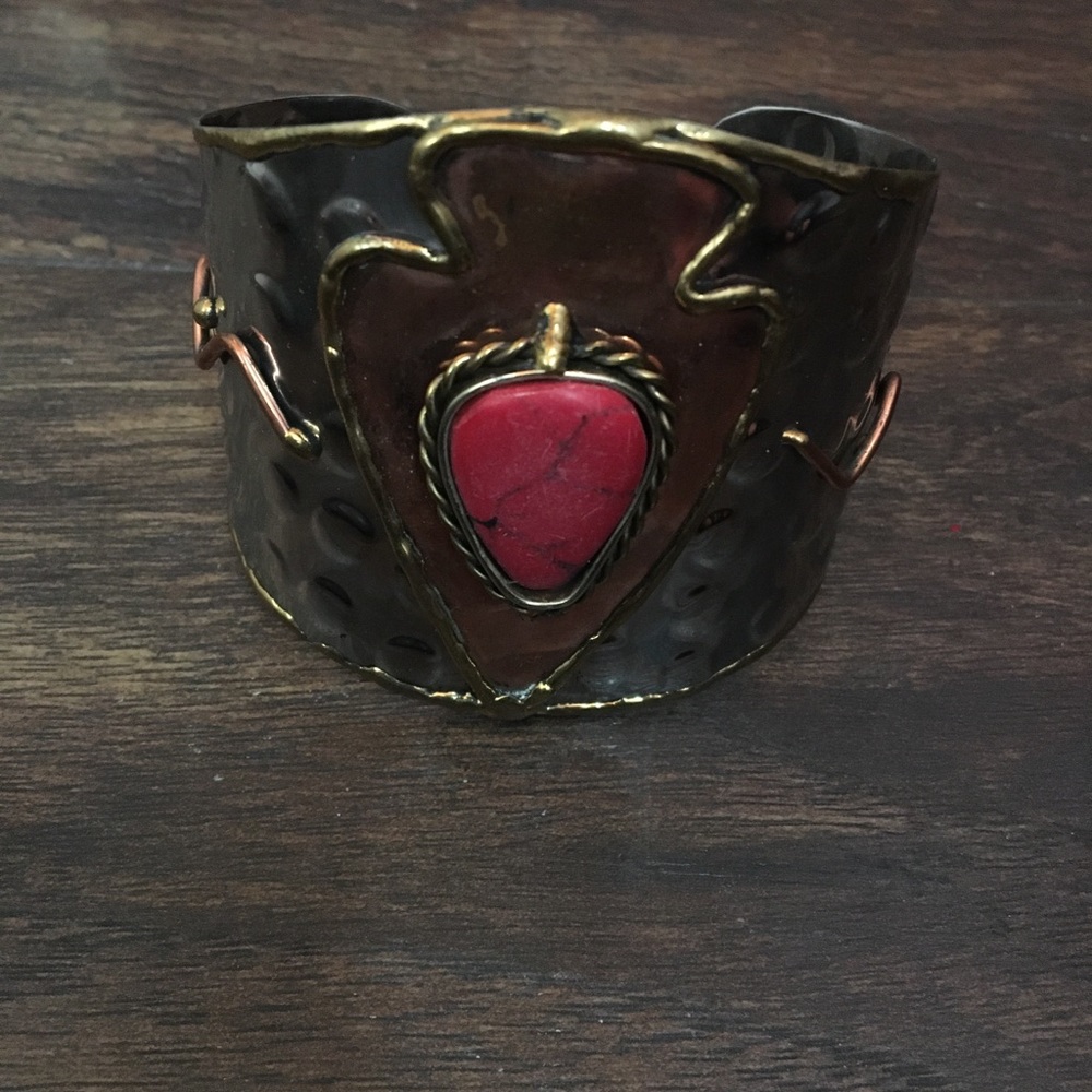 Arrowhead bracelet